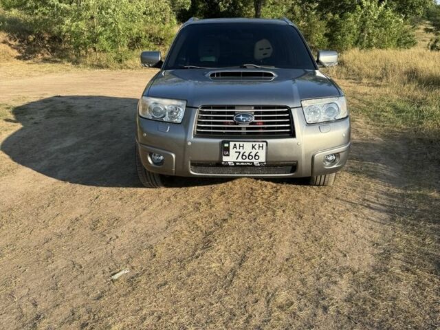 Серый Субару Форестер, объемом двигателя 2.5 л и пробегом 270 тыс. км за 8000 $, фото 8 на Automoto.ua