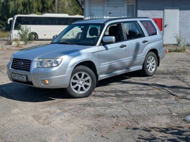 Субару Forester 2006 у Києві на Automoto.ua Сірий Субару Forester, об'ємом двигуна 2 л та пробігом 276 тис. км за 5350 $, фото 1 на Automoto.ua