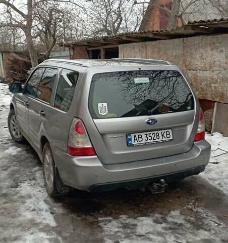 Сірий Субару Forester, об'ємом двигуна 1.99 л та пробігом 328 тис. км за 5200 $, фото 1 на Automoto.ua