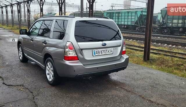 Серый Субару Форестер, объемом двигателя 1.99 л и пробегом 275 тыс. км за 6300 $, фото 9 на Automoto.ua