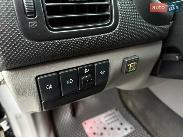 Серый Субару Форестер, объемом двигателя 2 л и пробегом 281 тыс. км за 5600 $, фото 29 на Automoto.ua