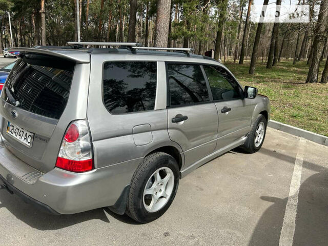 Сірий Субару Forester, об'ємом двигуна 2 л та пробігом 275 тис. км за 6300 $, фото 3 на Automoto.ua