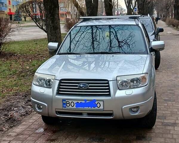 Серый Субару Форестер, объемом двигателя 2 л и пробегом 261 тыс. км за 4800 $, фото 6 на Automoto.ua