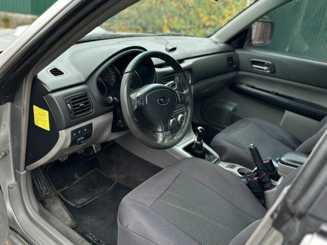 Сірий Субару Forester, об'ємом двигуна 2.5 л та пробігом 277 тис. км за 5200 $, фото 6 на Automoto.ua