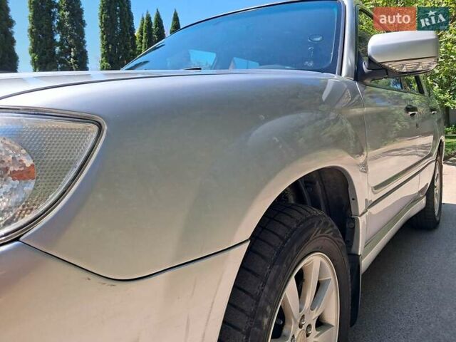 Субару Форестер 2006 в Киеве на Automoto.ua Серый Субару Форестер, объемом двигателя 1.99 л и пробегом 186 тыс. км за 7500 $, фото 12 на Automoto.ua