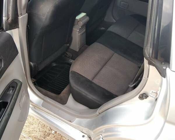 Сірий Субару Forester, об'ємом двигуна 2 л та пробігом 300 тис. км за 5300 $, фото 9 на Automoto.ua