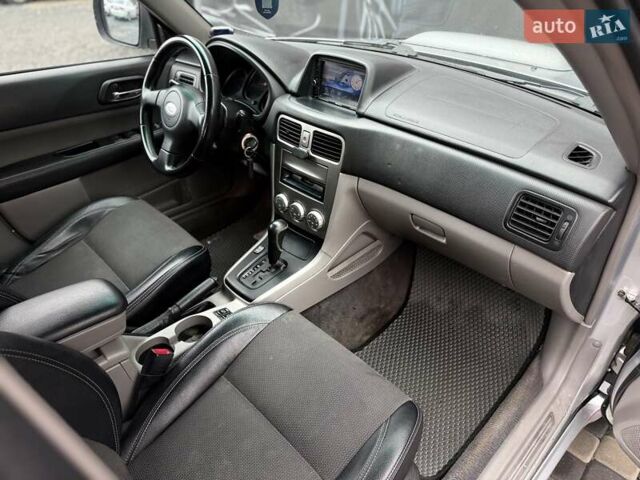 Серый Субару Форестер, объемом двигателя 2 л и пробегом 281 тыс. км за 5600 $, фото 38 на Automoto.ua