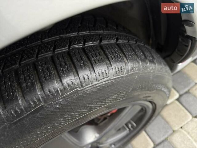 Серый Субару Форестер, объемом двигателя 2 л и пробегом 281 тыс. км за 5600 $, фото 19 на Automoto.ua
