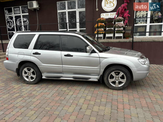 Сірий Субару Forester, об'ємом двигуна 1.99 л та пробігом 294 тис. км за 5700 $, фото 2 на Automoto.ua