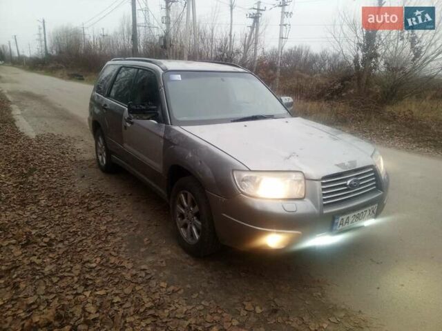 Сірий Субару Forester, об'ємом двигуна 1.99 л та пробігом 230 тис. км за 3400 $, фото 3 на Automoto.ua