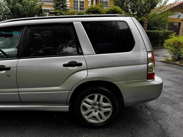 Сірий Субару Forester, об'ємом двигуна 2 л та пробігом 345 тис. км за 6940 $, фото 10 на Automoto.ua