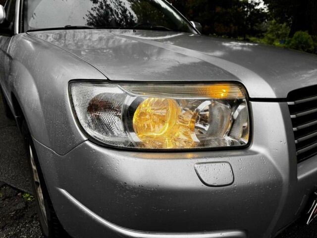 Сірий Субару Forester, об'ємом двигуна 2 л та пробігом 345 тис. км за 6940 $, фото 3 на Automoto.ua