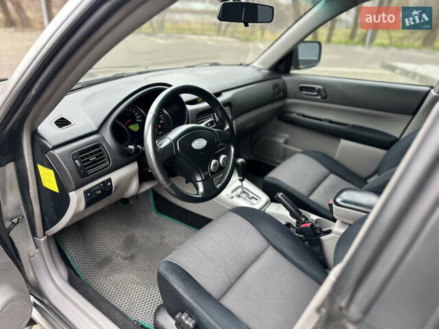 Сірий Субару Forester, об'ємом двигуна 2 л та пробігом 295 тис. км за 6199 $, фото 26 на Automoto.ua