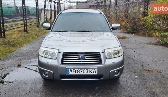 Серый Субару Форестер, объемом двигателя 1.99 л и пробегом 275 тыс. км за 6300 $, фото 8 на Automoto.ua