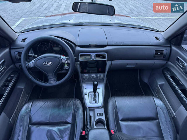 Серый Субару Форестер, объемом двигателя 2 л и пробегом 195 тыс. км за 6700 $, фото 10 на Automoto.ua