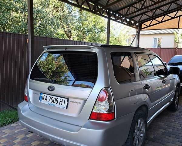Сірий Субару Forester, об'ємом двигуна 2 л та пробігом 272 тис. км за 7500 $, фото 3 на Automoto.ua