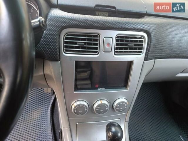 Серый Субару Форестер, объемом двигателя 1.99 л и пробегом 275 тыс. км за 6250 $, фото 22 на Automoto.ua