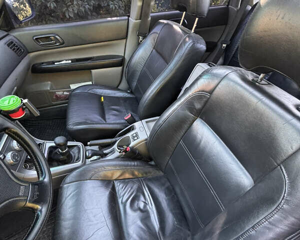 Субару Forester 2006 у Первомайськ на Automoto.ua Сірий Субару Forester, об'ємом двигуна 1.99 л та пробігом 210 тис. км за 6000 $, фото 4 на Automoto.ua