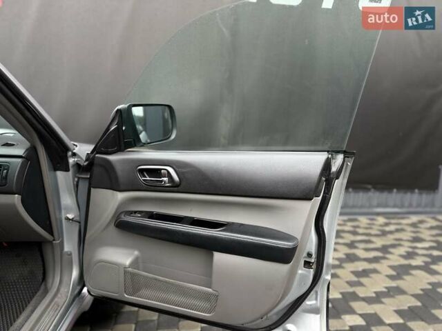 Серый Субару Форестер, объемом двигателя 2 л и пробегом 281 тыс. км за 5600 $, фото 36 на Automoto.ua