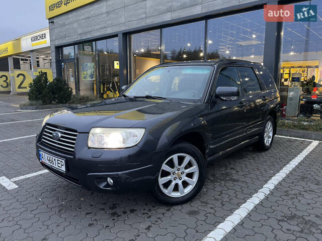 Серый Субару Форестер, объемом двигателя 2 л и пробегом 239 тыс. км за 5800 $, фото 18 на Automoto.ua