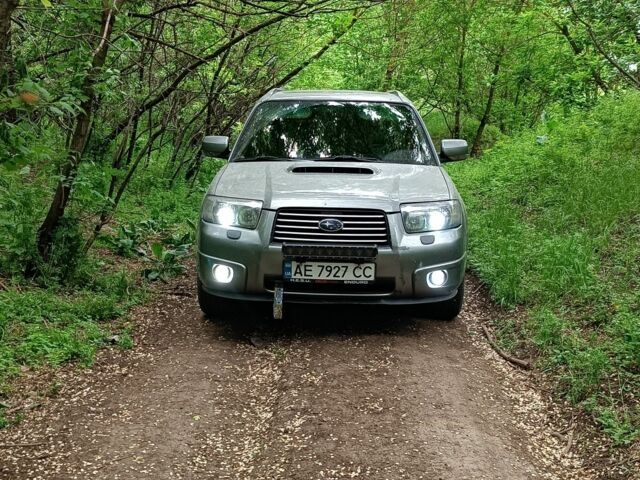 Сірий Субару Forester, об'ємом двигуна 0.25 л та пробігом 280 тис. км за 6500 $, фото 3 на Automoto.ua