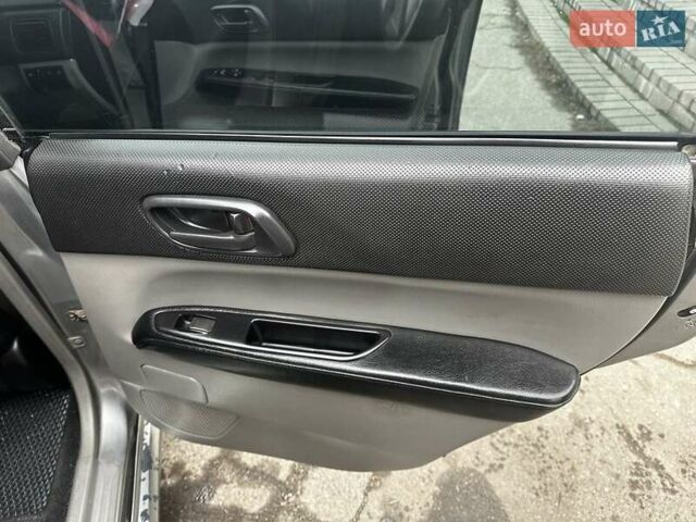 Серый Субару Форестер, объемом двигателя 2 л и пробегом 370 тыс. км за 4000 $, фото 8 на Automoto.ua