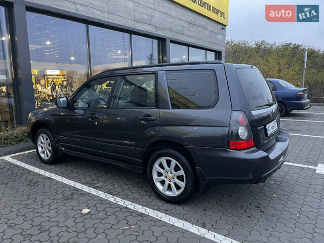 Серый Субару Форестер, объемом двигателя 2 л и пробегом 239 тыс. км за 5800 $, фото 6 на Automoto.ua