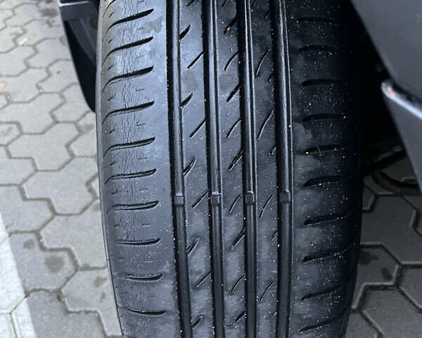 Серый Субару Форестер, объемом двигателя 2 л и пробегом 239 тыс. км за 5800 $, фото 15 на Automoto.ua