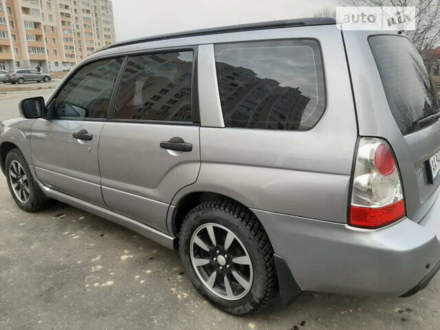 Сірий Субару Forester, об'ємом двигуна 2 л та пробігом 281 тис. км за 6900 $, фото 1 на Automoto.ua