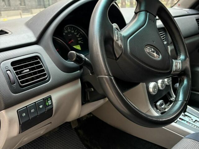 Серый Субару Форестер, объемом двигателя 2 л и пробегом 250 тыс. км за 6200 $, фото 13 на Automoto.ua