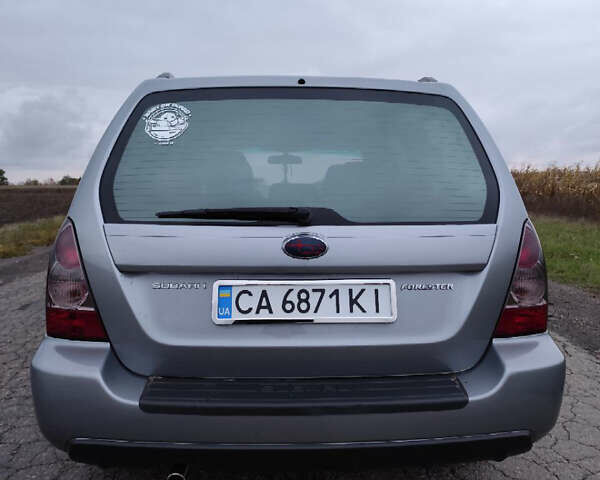 Серый Субару Форестер, объемом двигателя 2 л и пробегом 280 тыс. км за 7500 $, фото 8 на Automoto.ua