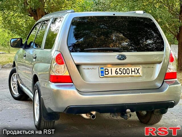 Сірий Субару Forester, об'ємом двигуна 2 л та пробігом 212 тис. км за 6700 $, фото 2 на Automoto.ua