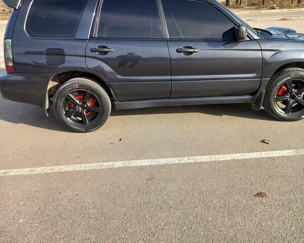 Сірий Субару Forester, об'ємом двигуна 1.99 л та пробігом 255 тис. км за 8000 $, фото 9 на Automoto.ua