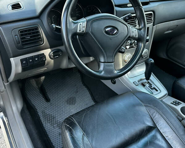 Серый Субару Форестер, объемом двигателя 2 л и пробегом 280 тыс. км за 7500 $, фото 18 на Automoto.ua