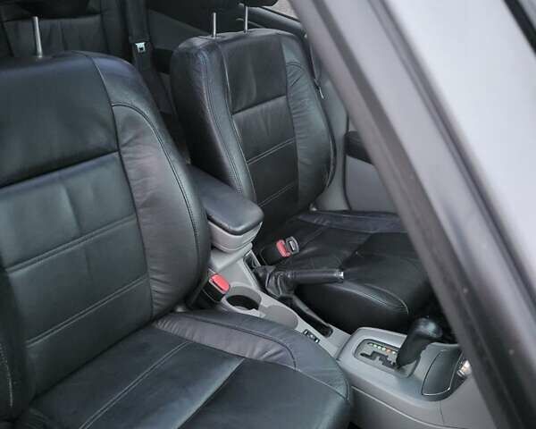 Серый Субару Форестер, объемом двигателя 1.99 л и пробегом 326 тыс. км за 8500 $, фото 6 на Automoto.ua