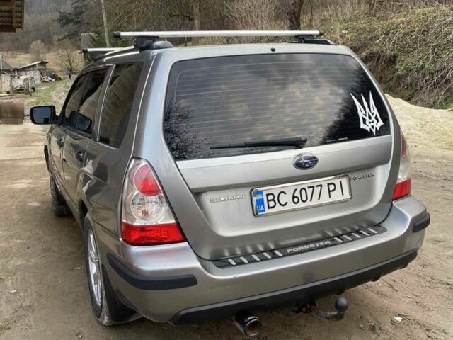 Сірий Субару Forester, об'ємом двигуна 2 л та пробігом 263 тис. км за 7500 $, фото 3 на Automoto.ua