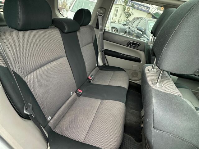 Сірий Субару Forester, об'ємом двигуна 2 л та пробігом 171 тис. км за 6200 $, фото 2 на Automoto.ua