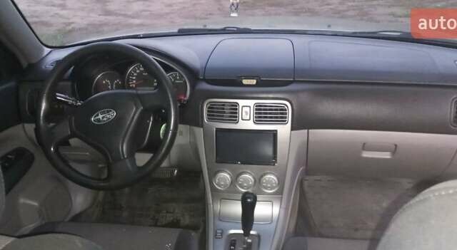 Сірий Субару Forester, об'ємом двигуна 2 л та пробігом 230 тис. км за 6500 $, фото 5 на Automoto.ua