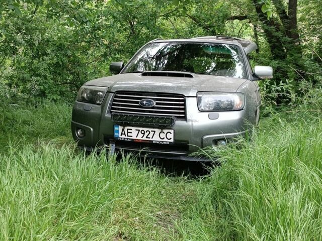 Сірий Субару Forester, об'ємом двигуна 0.25 л та пробігом 280 тис. км за 6500 $, фото 1 на Automoto.ua