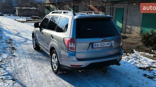 Серый Субару Форестер, объемом двигателя 2 л и пробегом 145 тыс. км за 9500 $, фото 16 на Automoto.ua