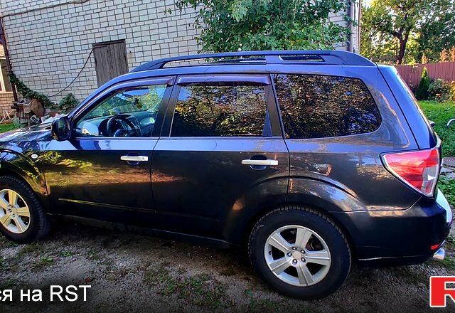 Сірий Субару Forester, об'ємом двигуна 2 л та пробігом 180 тис. км за 7000 $, фото 1 на Automoto.ua