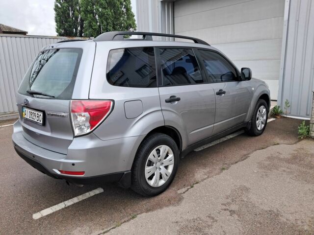 Сірий Субару Forester, об'ємом двигуна 2 л та пробігом 228 тис. км за 7300 $, фото 2 на Automoto.ua