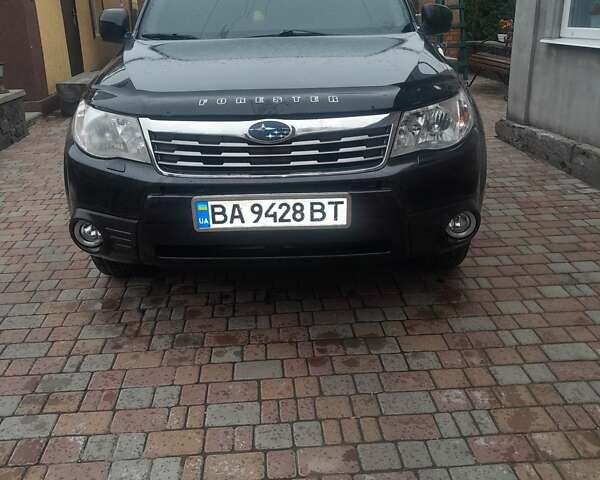 Серый Субару Форестер, объемом двигателя 1.99 л и пробегом 209 тыс. км за 7700 $, фото 1 на Automoto.ua