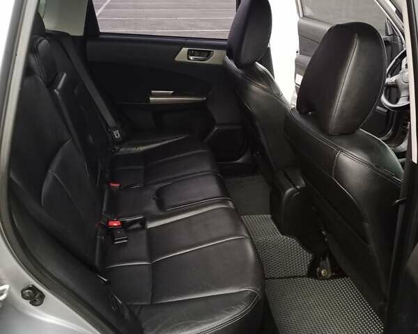 Сірий Субару Forester, об'ємом двигуна 2.5 л та пробігом 233 тис. км за 7800 $, фото 26 на Automoto.ua