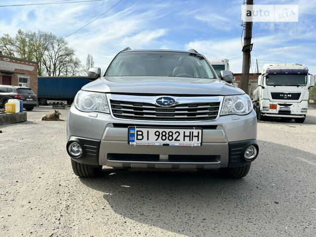 Сірий Субару Forester, об'ємом двигуна 2.46 л та пробігом 160 тис. км за 10000 $, фото 7 на Automoto.ua