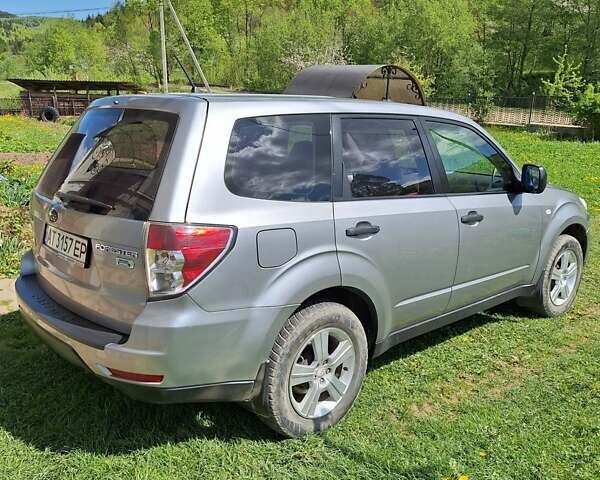 Сірий Субару Forester, об'ємом двигуна 0 л та пробігом 212 тис. км за 7500 $, фото 4 на Automoto.ua