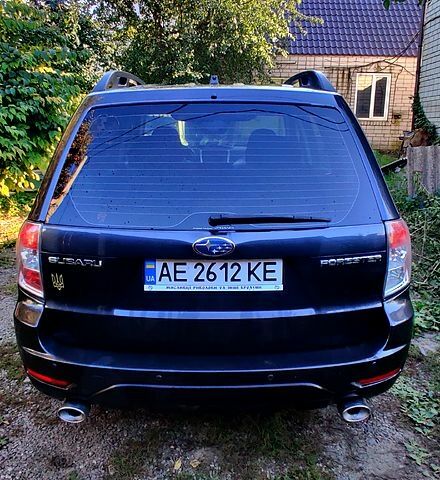 Сірий Субару Forester, об'ємом двигуна 2 л та пробігом 180 тис. км за 7000 $, фото 2 на Automoto.ua