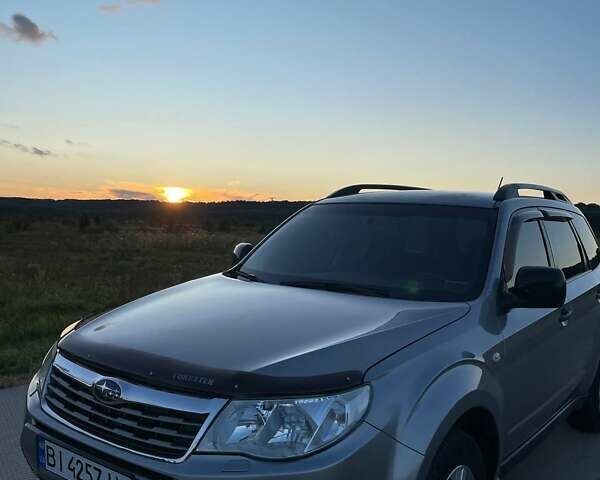 Серый Субару Форестер, объемом двигателя 2 л и пробегом 167 тыс. км за 9800 $, фото 30 на Automoto.ua