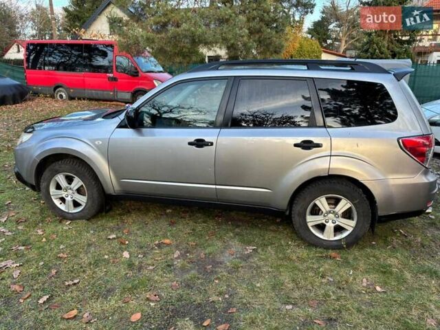 Сірий Субару Forester, об'ємом двигуна 1.99 л та пробігом 222 тис. км за 6300 $, фото 4 на Automoto.ua