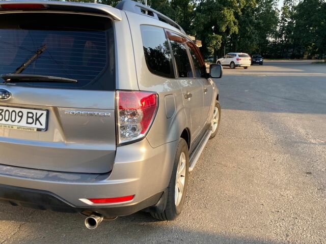 Серый Субару Форестер, объемом двигателя 2 л и пробегом 170 тыс. км за 8400 $, фото 9 на Automoto.ua